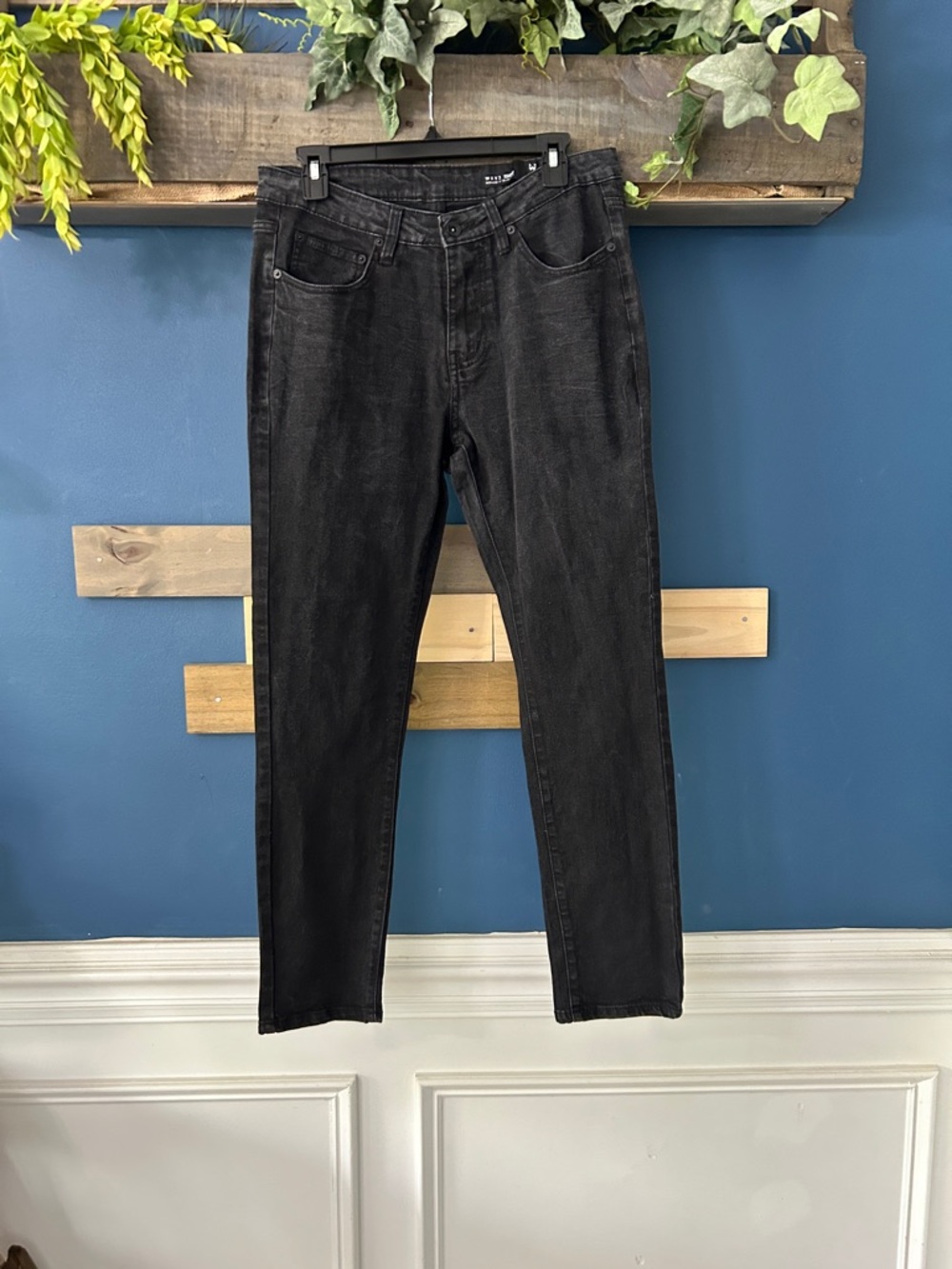 WXYZ Nomad Slim Black Men's Jeans - Classic Skinny Fit. Size 30 EUC